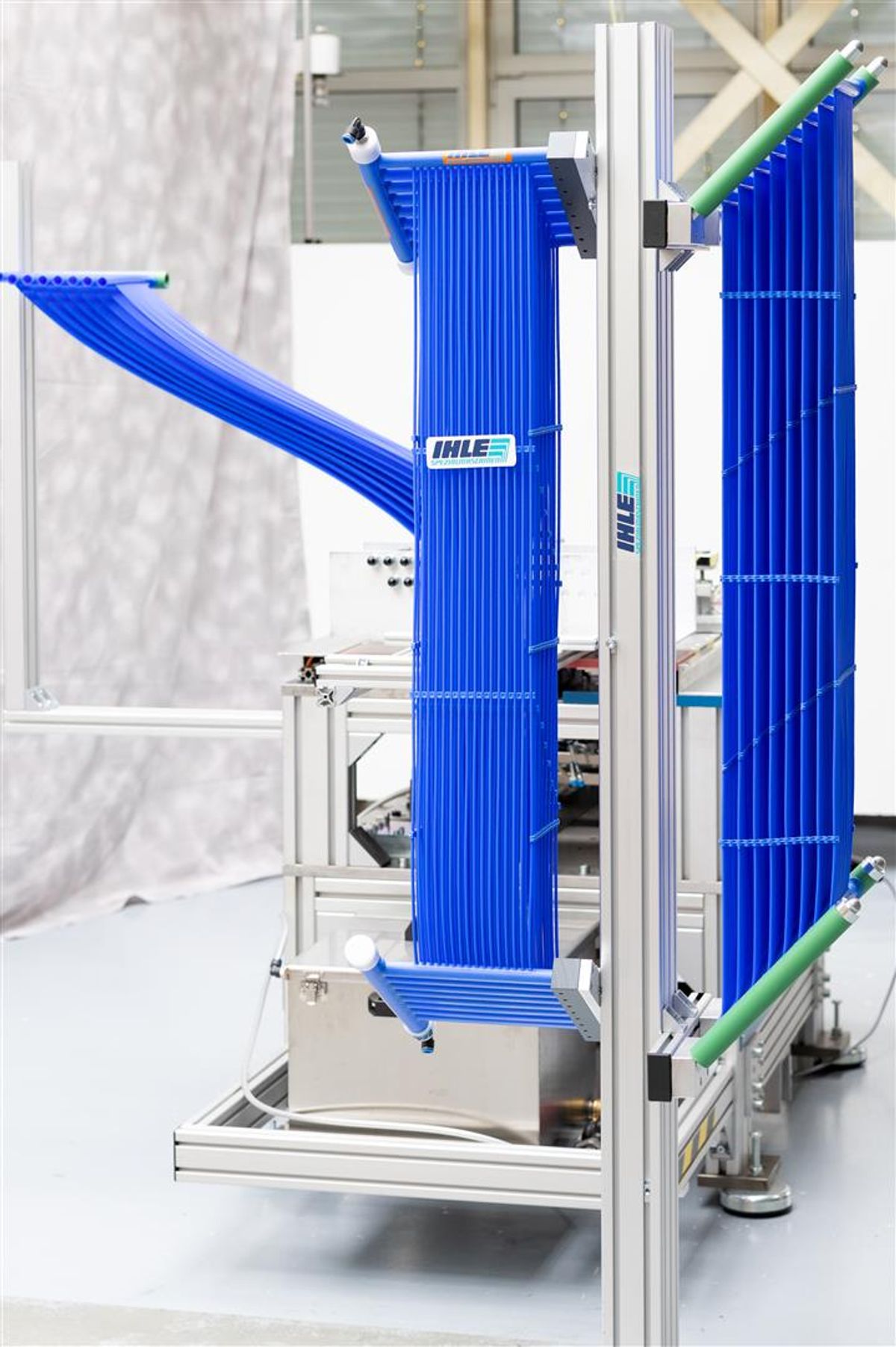 CRM 866-8 Servo – Detail der senkrecht stehenden Kapillarrohre
